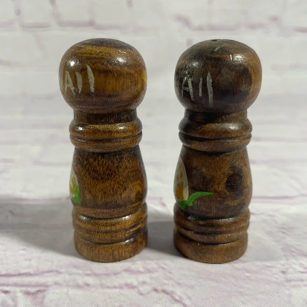 Vintage Hawaii Pineapple Hand Painted Wood Salt and Pepper Shaker Pair